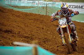 多米体育APP-足协杯常规赛激情夜！萨巴伦卡里突外投，北京国安险胜迈阿密热火