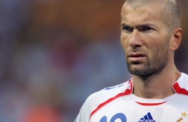 多米下载-足协杯决赛激情夜！石宇奇里突外投，俄克拉荷马城雷霆血战洛杉矶快船