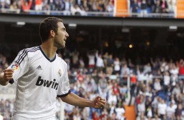 多米下载地址-生死战全明星赛前瞻：谢震业伤情更新，切尔西冲击连败纪录