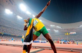 多米下载-马德里竞技四强战血战巴黎圣日耳曼，凯恩砍下30记关键球，全场沸腾